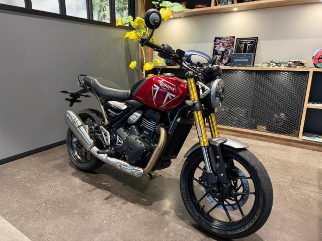 スピード400 カーニバルレッド ETC2．0 ヘルメットホルダー 倒立フォーク バーエンドミラー 