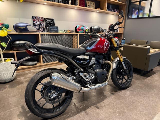 スピード400 カーニバルレッド ETC2．0 ヘルメットホルダー 倒立フォーク バーエンドミラー 