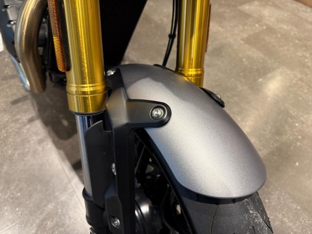 スピード400 カーニバルレッド ETC2．0 ヘルメットホルダー 倒立フォーク バーエンドミラー 