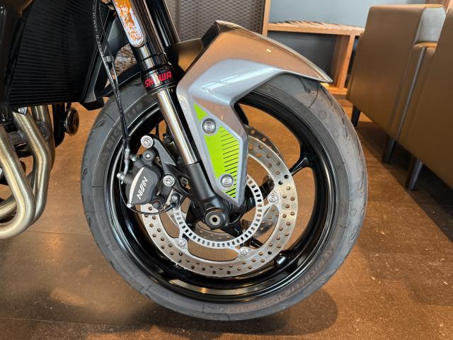 タイガースポーツ660 新車保証残あり ルーレットグリーン クルーズコントロール 可動スクリーン シフトアシスト 