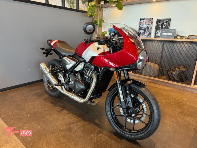 スラクストン400 カーニバルレッド／アルミニウムシルバー バーエンドミラー シングルシートカウル グラブバー