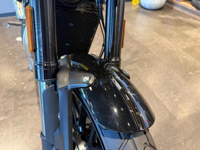 トラッカー400 レーシングイエロー シングルシートカウル フライスクリーン グラブバー USB給電