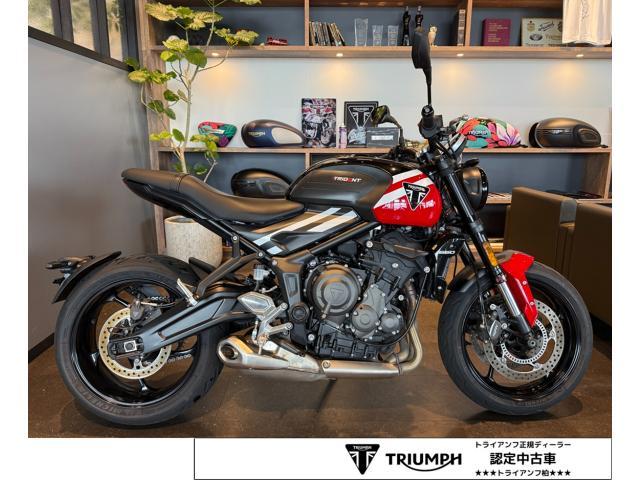 トライデント660 ディアブロレッド／サファイアブラック 新車保証残有 フレームプロテクター トライアンフシフトアシスト 