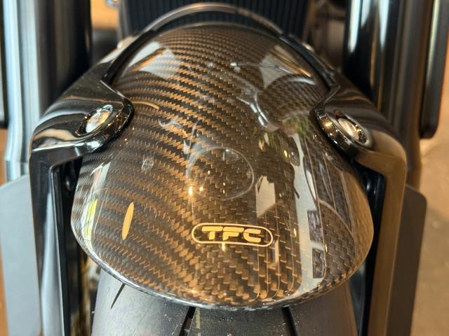 スピードツイン1200TFC ファクトリーカスタム限定販売 シリアルナンバー入り アクラポビッチマフラー オーリンズサスペンション