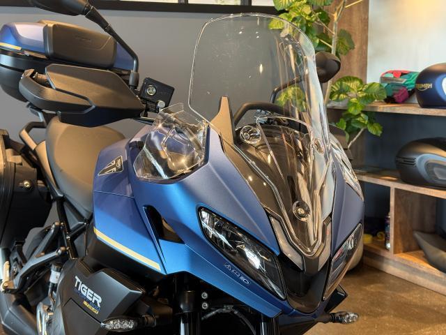 タイガースポーツ800ツアー マットコバルトブルー 正規ディーラー認定中古車 フルパニア グリップヒーター ETC2．0車載器