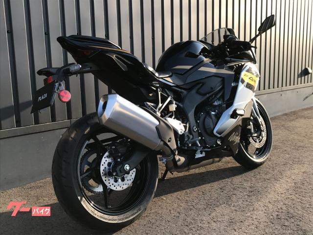 カワサキ ニンジャZX－4R センターラムエアシステム ショーワ製