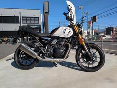 ＴＲＩＵＭＰＨ　スピード４００