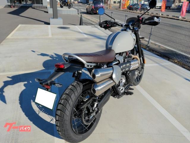スクランブラー1200Xアップフェンダー