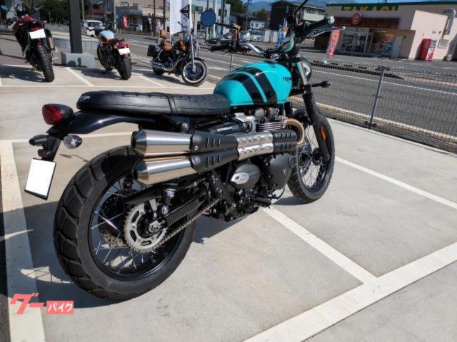 スクランブラー900