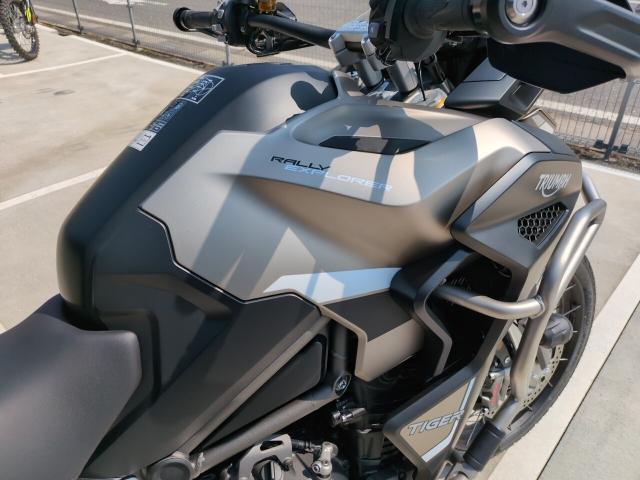 タイガー1200ラリー エクスプローラー