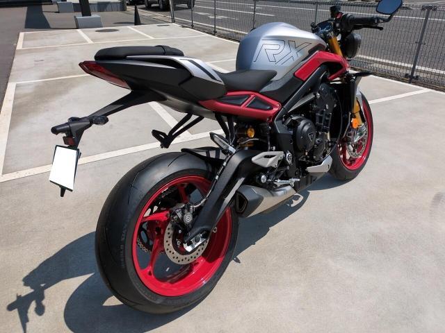 ストリートトリプル765RX