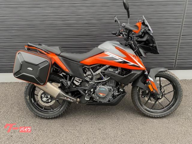 ＫＴＭパワーパーツ　アクラポビッチスリップオン・サイドケースセット付き