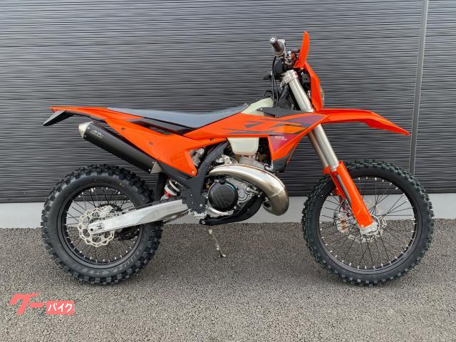 ３００ＸＣ−Ｗ　２０２６モデル