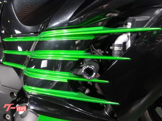カワサキ Ninja ZX－14R ヨシムラマフラー 社外レバー
