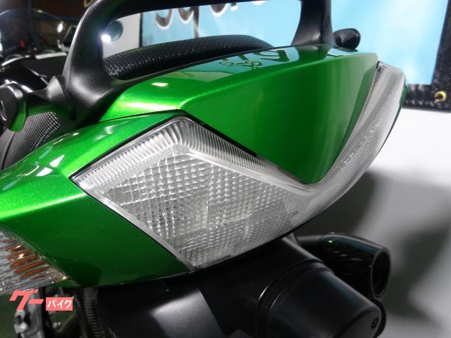 カワサキ Ninja ZX－14R ヨシムラマフラー 社外レバー