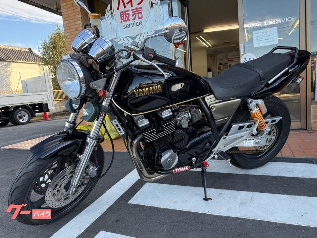 ＸＪＲ４００　社外マフラー　社外ハンドル