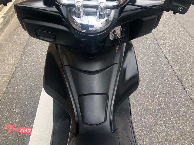 芸能人愛用 PCX28後期モデル⭐️自賠責残あり✨艶消し黒‼️セル1発 