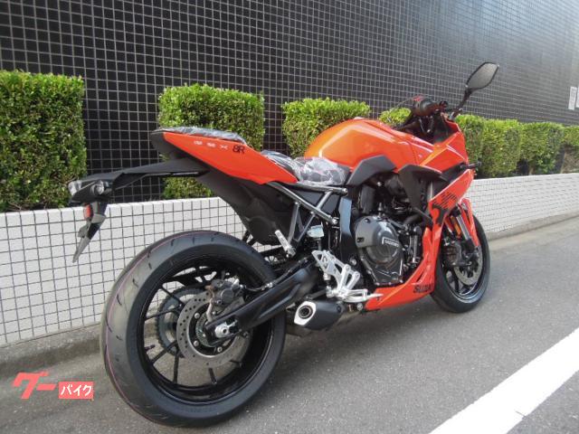 スズキ GSX－8R 2026モデル グラスブレイズオレンジ｜モト