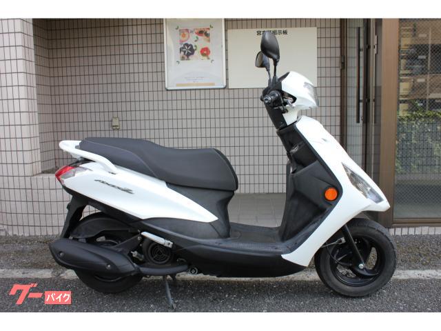 ＡＸＩＳ　Ｚ　タイヤ前後新品　バッテリー新品