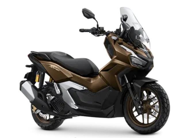 ホンダ ADV160 ABS RoadSync インドネシアモデル