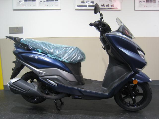 スズキ　バーグマン125　キャブモデル　4スト　業者価格にて陸送手配可能　アドレス　シグナス　PCX　ビーウィズ　BW'S　マジェスティ