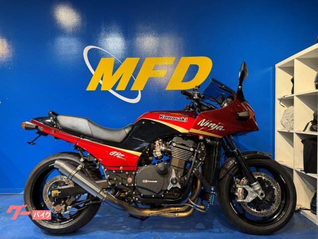 ＧＰＺ９００Ｒ　ＧＰＺ９００Ｒ　ＺＲＸ１２００Ｒエンジン改公認　前後マルケホイール　前後オーリンズサス　ブレンボマスター＆キャリパ