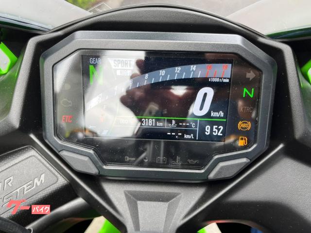 カワサキ Ninja ZX－4RR ZX－4RR アクラポマフラー