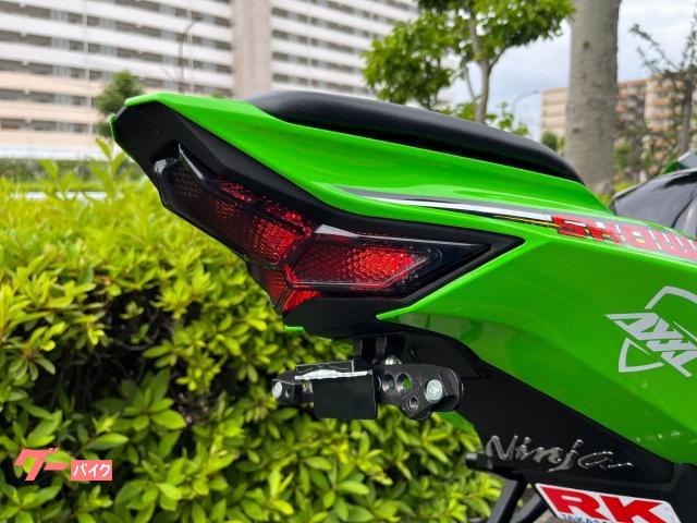 カワサキ Ninja ZX－4RR ZX－4RR アクラポマフラー
