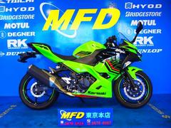 カワサキ　Ｎｉｎｊａ　４００　ＫＲＴエディション　シガーソケット標準装備　マルチバー付き