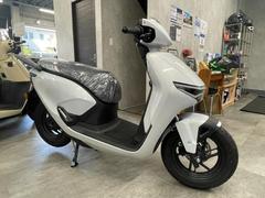 ホンダ　ＣＵＶ　ｅ：