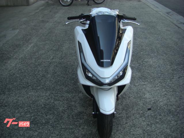 PCX JK05 2025年　ホワイト外装 ホンダ PCX 2025年 JK05型 パールスノーフレークホワイト