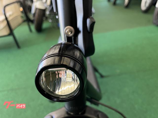 電動スクーター 特定小型原動機付自転車 サンエンペラーSS1
