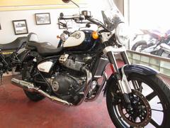 ＲＯＹＡＬ　ＥＮＦＩＥＬＤ　スーパーメテオ６５０ツアラー　正規輸入新車