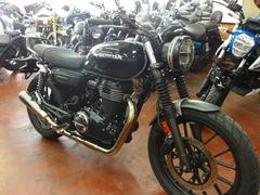 ホンダ　ＧＢ３５０Ｓ　モリワキＳ／Ｏマフラー　グリップヒーター　グラブバー付