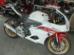 ヤマハ　ＹＺＦ−Ｒ１５Ｍクイックシフト　スリッパークラッチ　トラクションコントロール　ＡＢＳ標準装備