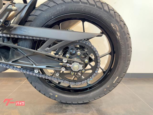 KTM 250アドベンチャー 未使用車 AKRAPOVICマフラー