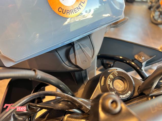 KTM 250アドベンチャー 未使用車 AKRAPOVICマフラー