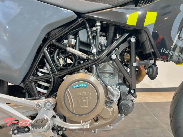HUSQVARNA 701スーパーモト 2024年 未使用車 HUSQVARNA 701スーパーモト 2024年 未使用車