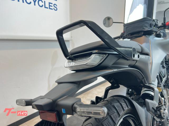 HUSQVARNA スヴァルトピレン250 ツーリングパッケージ
