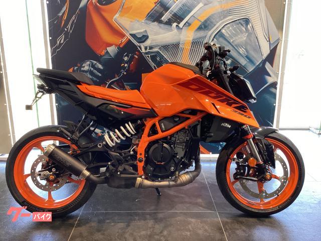 ３９０デューク　２０２４年モデル　レムスマフラー（車検対応）　クイックシフター　フェンダーレス　バーエンドミラー他