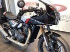 スラクストン400 2026年 正規輸入モデル 新車 ファントムブラック／アルミニウムシルバー