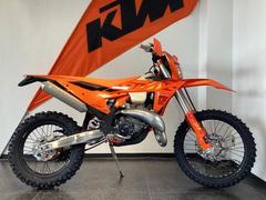 ＫＴＭ　２５０ＥＸＣ　ＳＩＸ−ＤＡＹＳ　２０２５年　モデル　正規輸入　新車