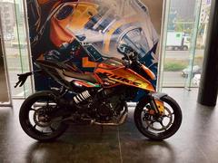 ＫＴＭ　２５０デューク　ストリートファイターパッケージ　２０２４年モデル　新車　純正デカール　純正バーエンドミラー