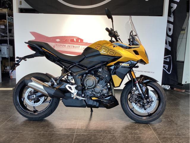 タイガースポーツ800 2027年 正規輸入モデル 新車 コスミックイエロー