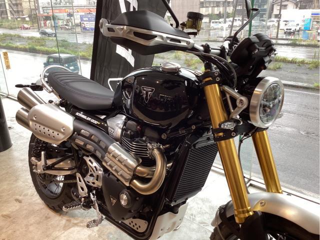 スクランブラー1200XE 2026年 正規輸入モデル 新車 サファイアブラック
