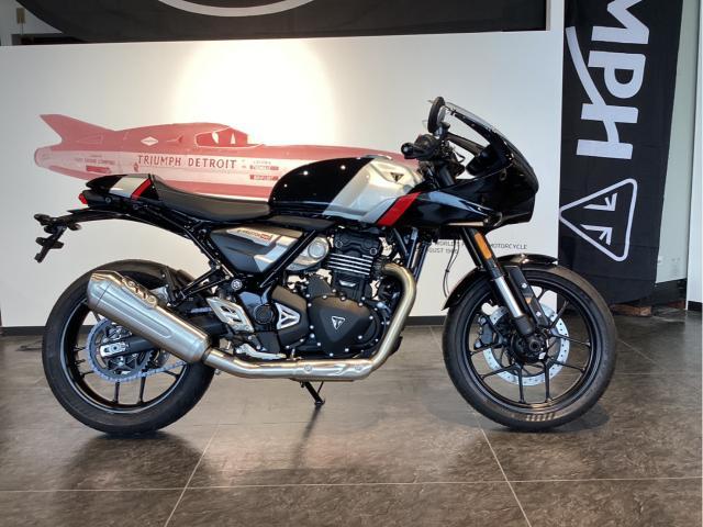 スラクストン400 2026年 正規輸入モデル 新車 ファントムブラック／アルミニウムシルバー