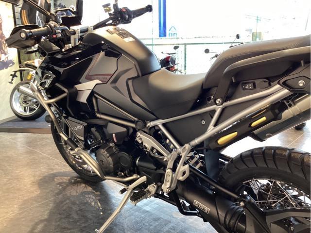 タイガー1200ラリー エクスプローラー 2025年 正規輸入モデル 新車 ジェットブラック