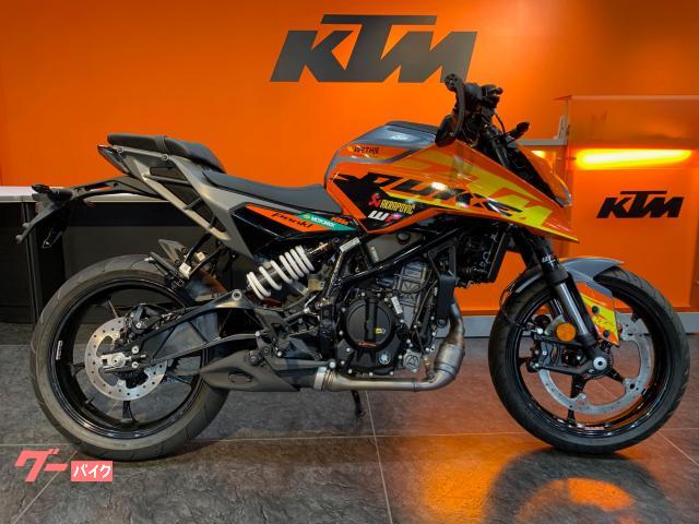 ２５０デューク　ストリートファイターパッケージ　２０２４年モデル　新車　純正デカール　純正バーエンドミラー