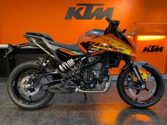 ＫＴＭ　２５０デューク　ストリートファイターパッケージ　２０２４年モデル　新車　純正デカール　純正バーエンドミラー