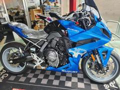 スズキ　ＧＳＸ−８Ｒ　２５年モデル